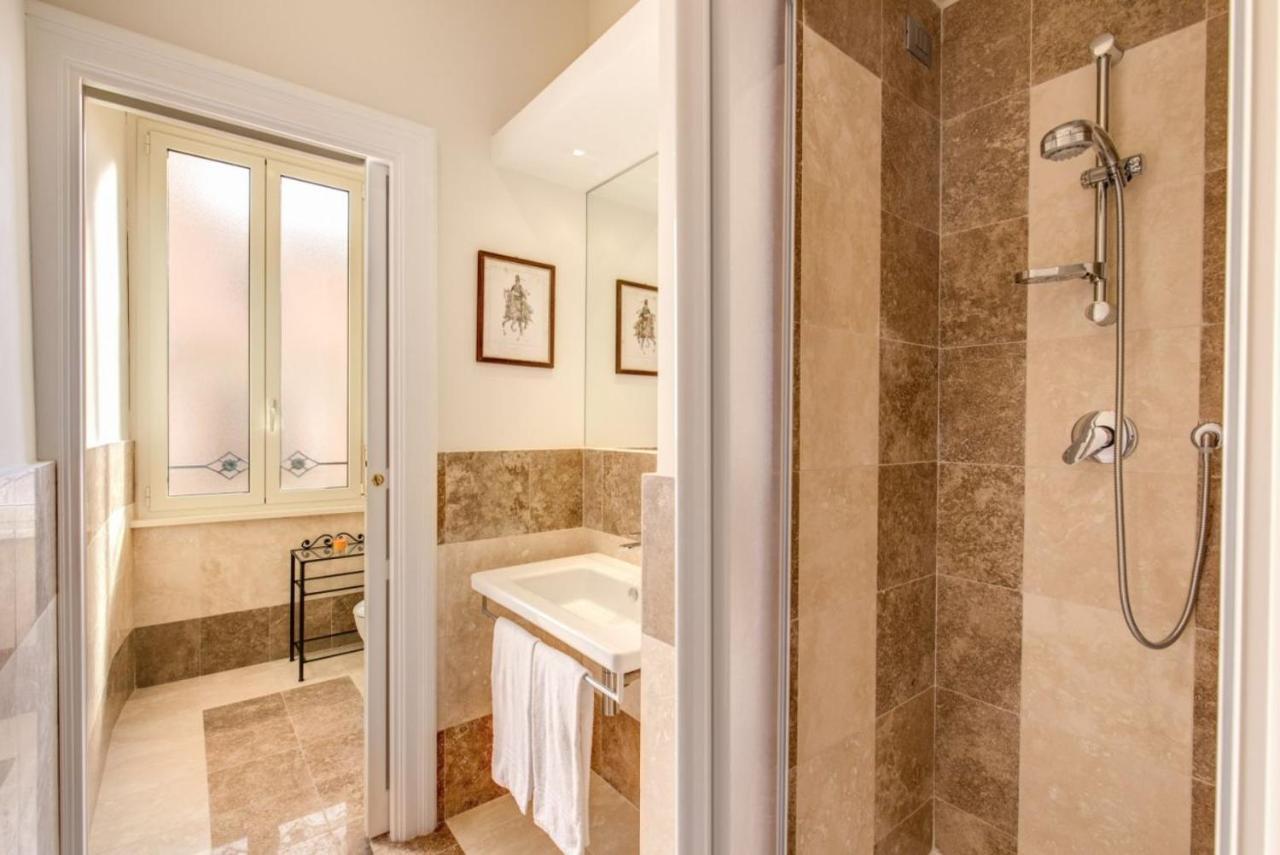 Lovely 4-Bedroom Apartment 30M Sangiovanni Metro Róma Kültér fotó