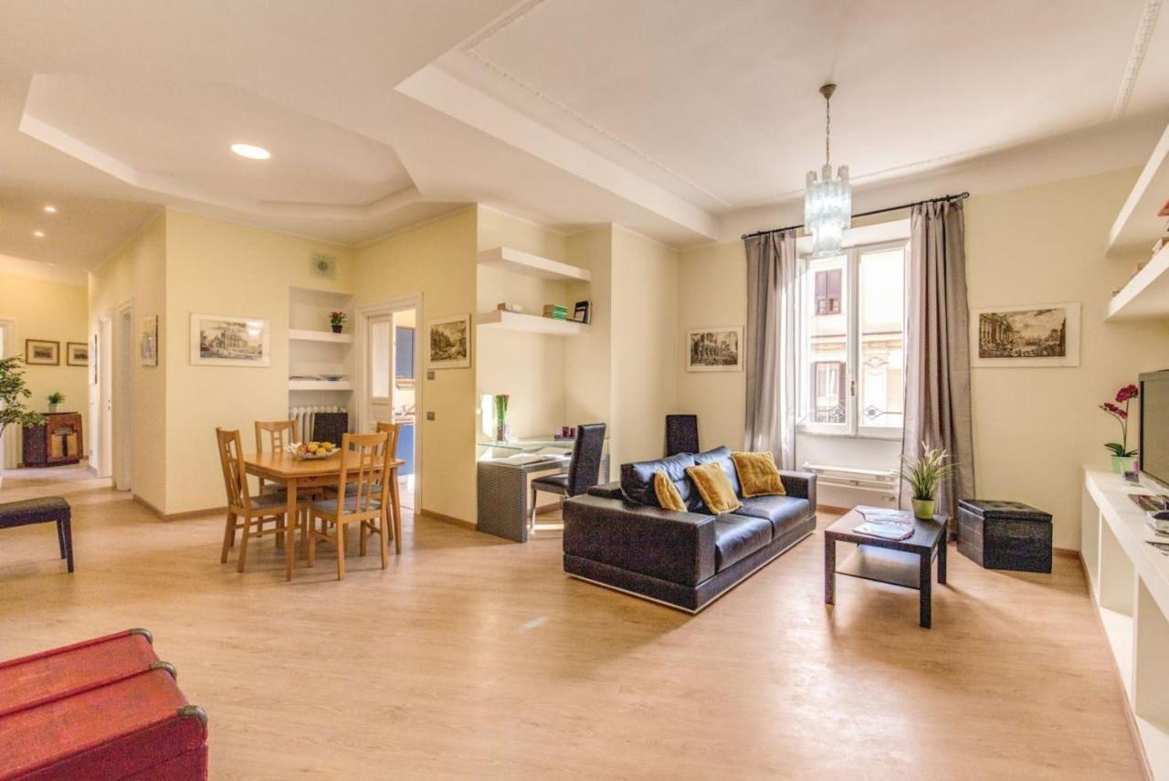 Lovely 4-Bedroom Apartment 30M Sangiovanni Metro Róma Kültér fotó