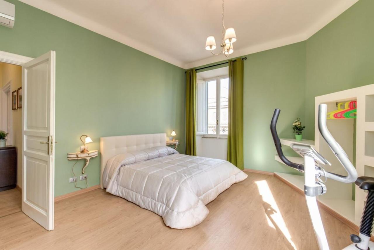 Lovely 4-Bedroom Apartment 30M Sangiovanni Metro Róma Kültér fotó