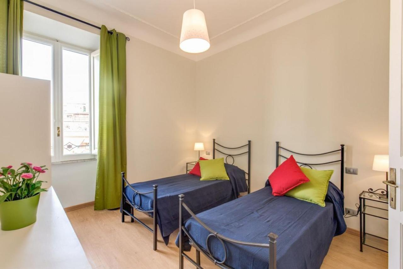 Lovely 4-Bedroom Apartment 30M Sangiovanni Metro Róma Kültér fotó